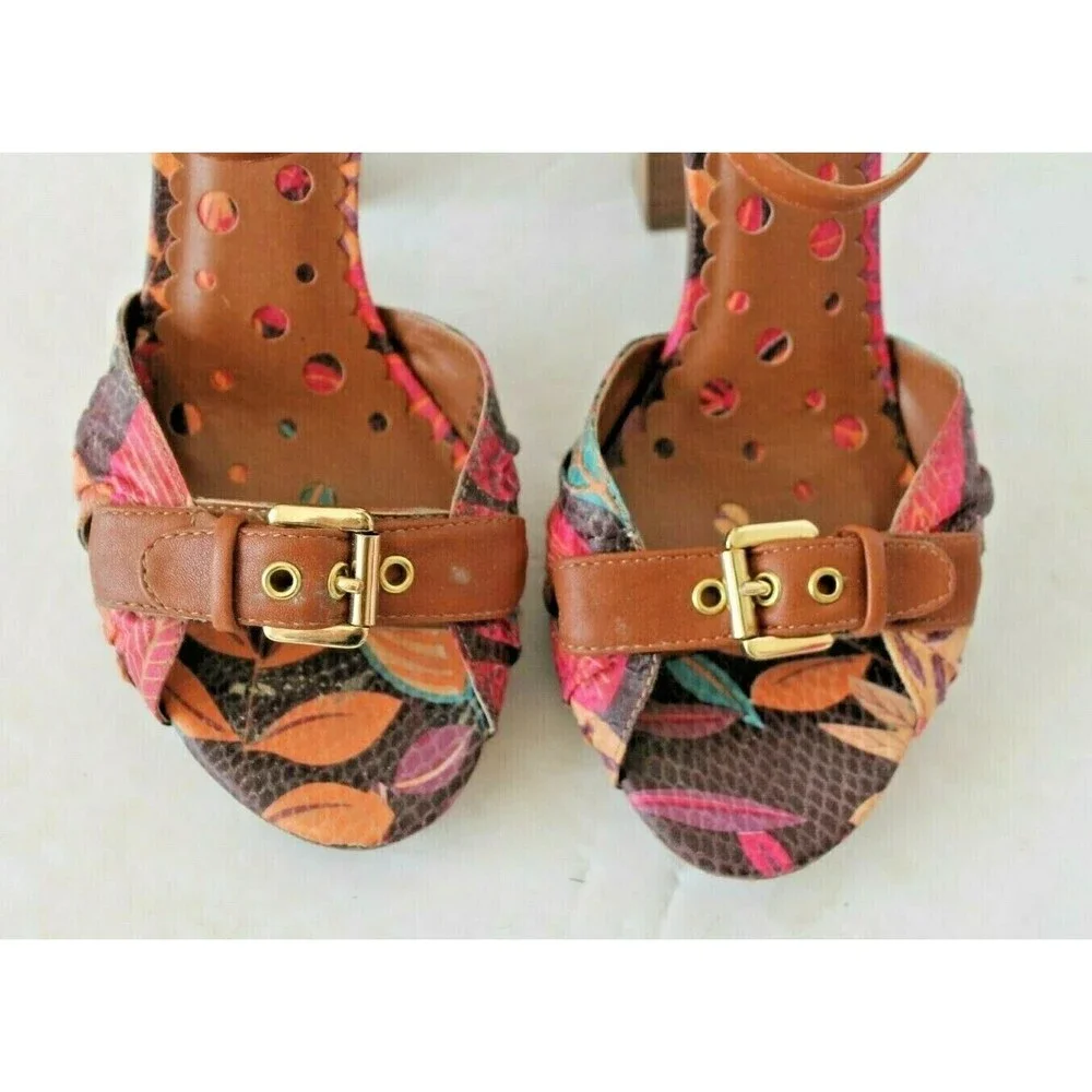 Not Rated Crush On You Floral Boho Heels Wood Block Sandals Sz 6M
